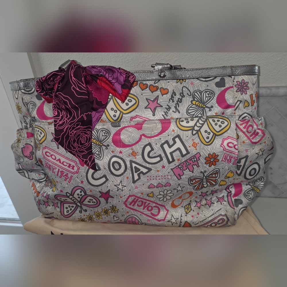 Coach Butterfly Large Bandana Grafitti Bag Purse With Beautiful Silk Coach Scarf - Picture 2 of 11